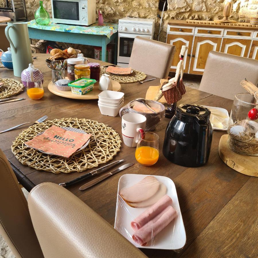 Saint-Sylvestre-sur-Lot Le Coq En Repos Bed & Breakfast エクステリア 写真